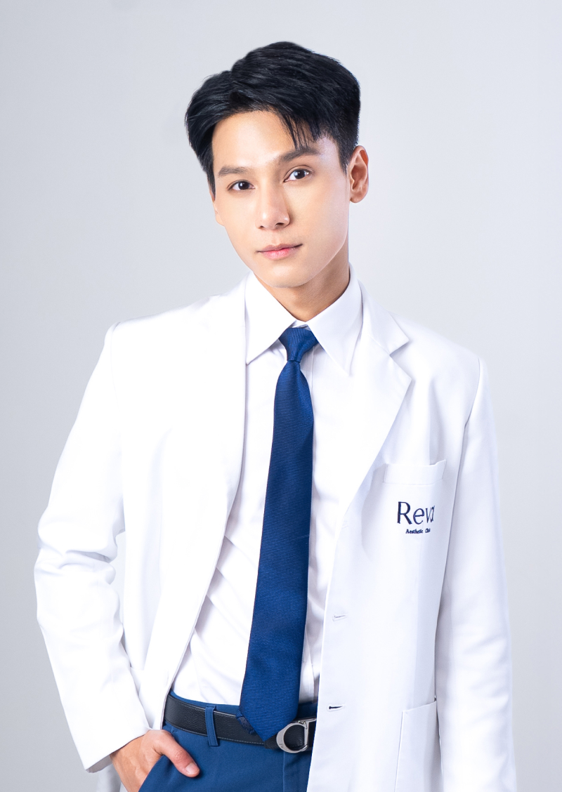 นพ. ทรงศักดิ์ สุขสันติลาภ