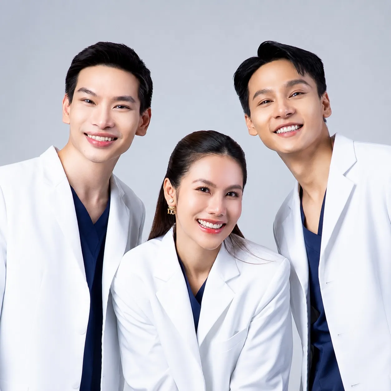 Reva Clinic คลินิกโดยแพทย์ผิวหนัง